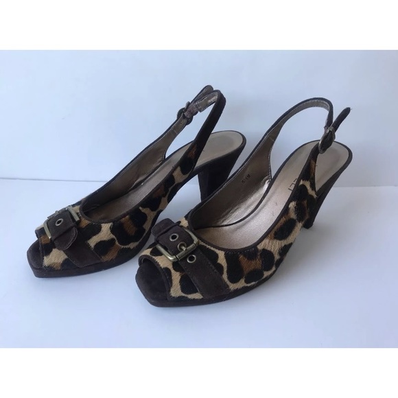 Vaneli Leopard Print Mod Retro Heels - Picture 3 of 8